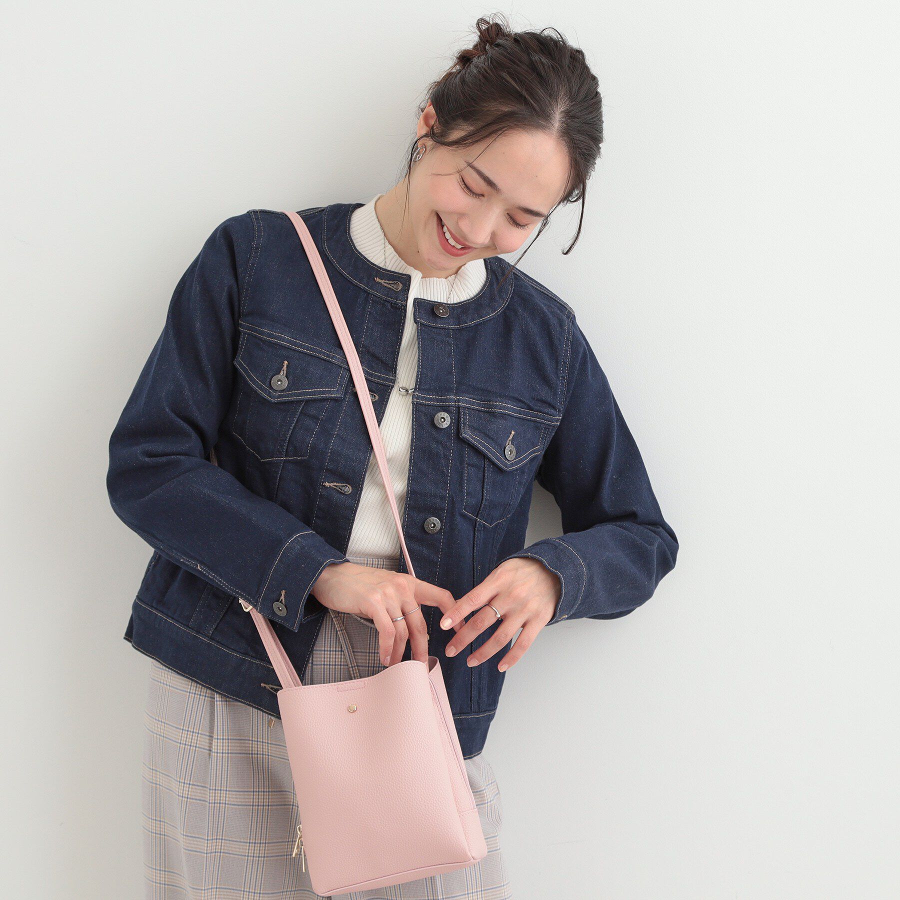 SHOO･LA･RUE「【軽量】見た目よりもたっぷり入る ふわっと軽い3層ショルダー」|ショルダー・メッセンジャー|ピンク(072)