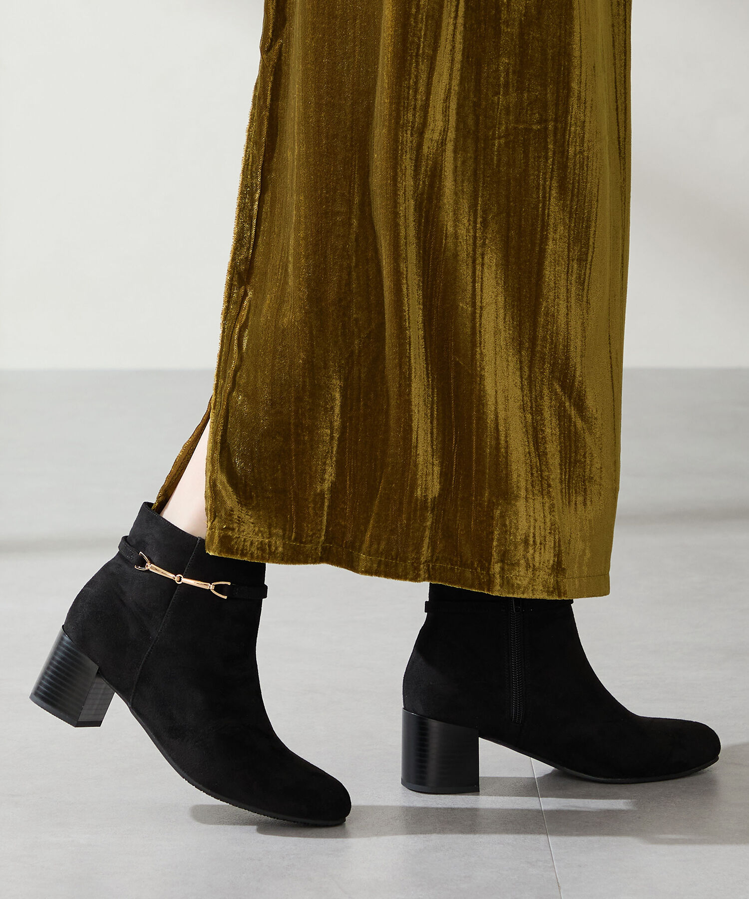 WA Oriental TRaffic「ビットモチーフ ショートブーツ /52403」|ショートブーツ|BLACK