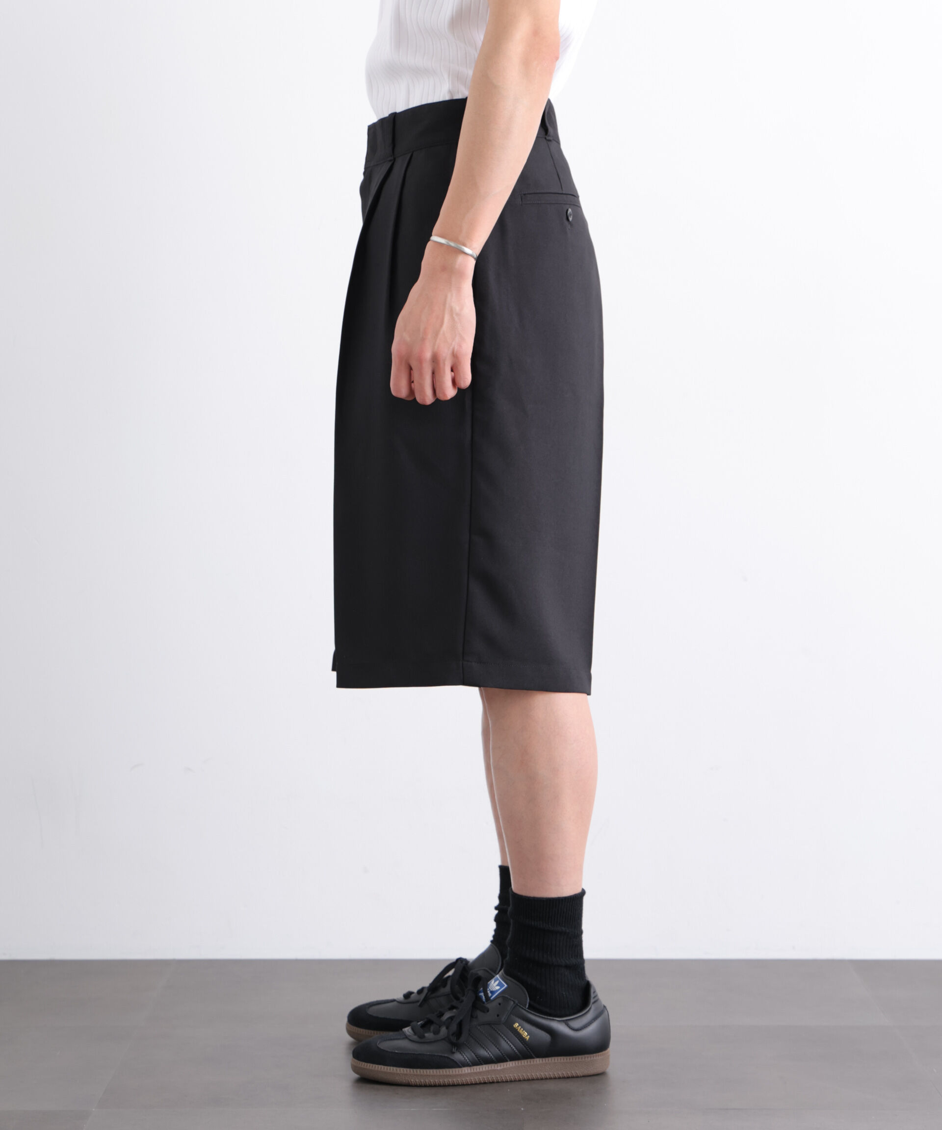 nano･universe「Dickies/別注 Wide Tuck Short Pants」|チノ|