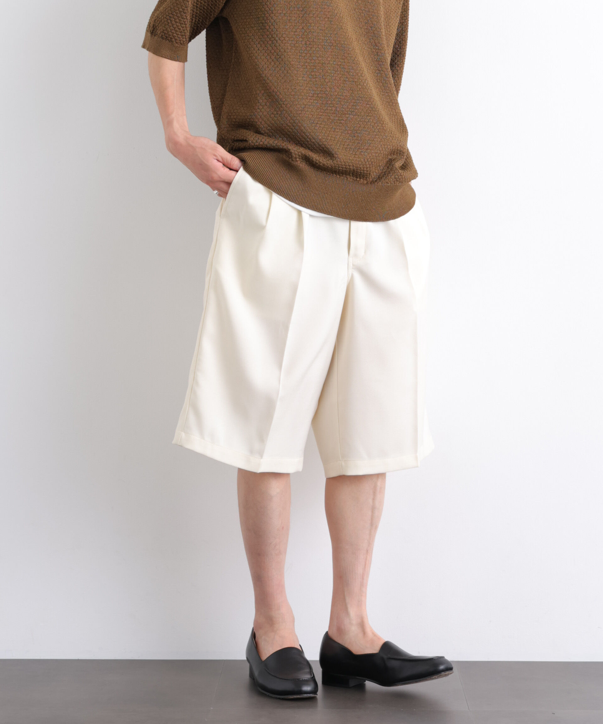 nano･universe「Dickies/別注 Wide Tuck Short Pants」|チノ|