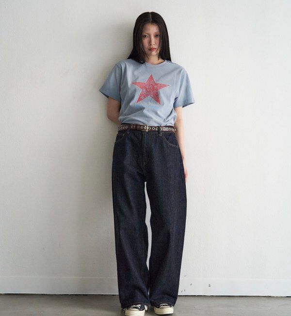  「【UNISEX】SourcreamラインストーンスターグラフィックTEE」|Tシャツ・カットソー|