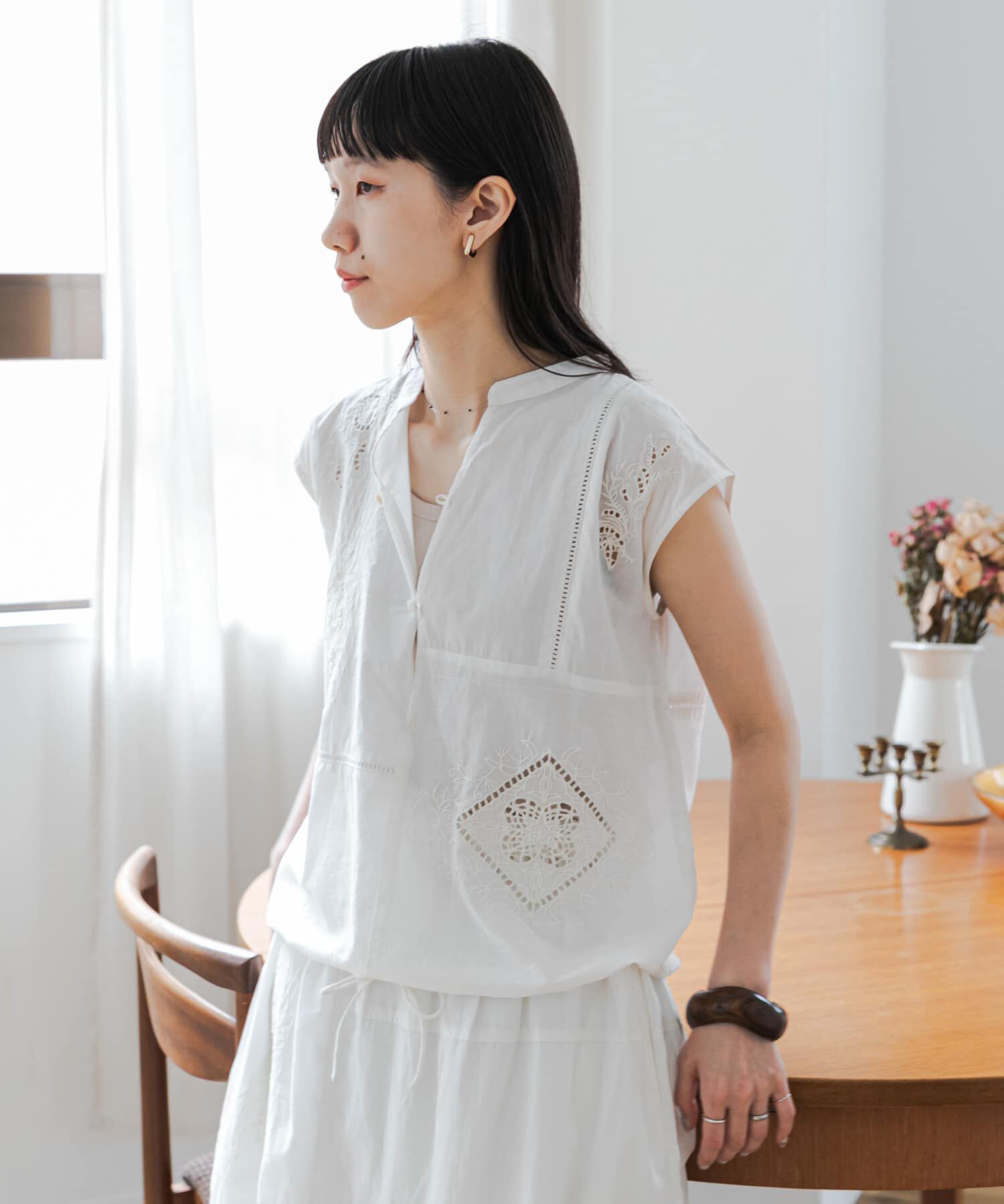 URBAN RESEARCH DOORS「パッチワーク刺繍ブラウス」|シャツ・ブラウス|