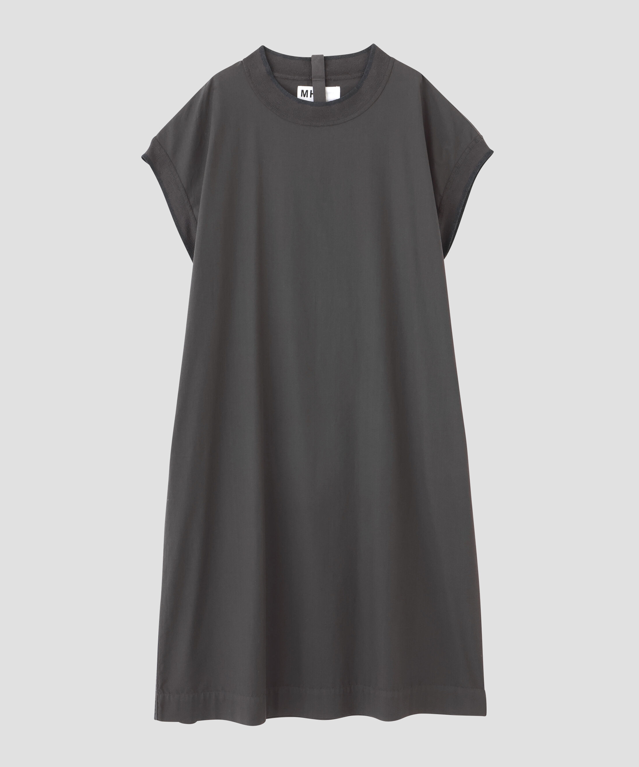 MHL.「GARMENT DYED COTTON POPLIN DRESS」|ワンピース|