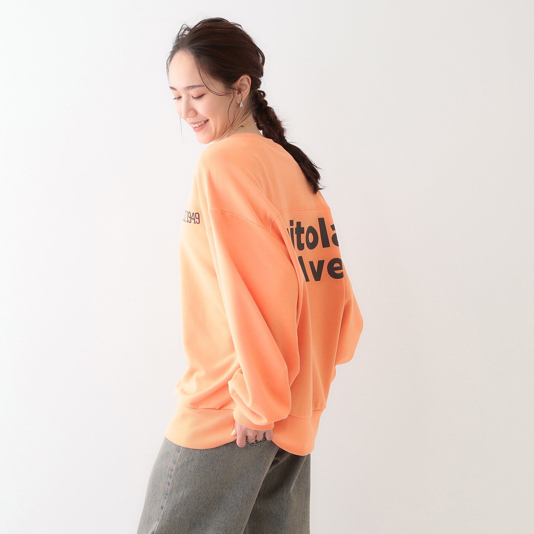 SHOO･LA･RUE「オーバーサイズで抜け感をプラス バックプリントスウェット」|パーカー|
