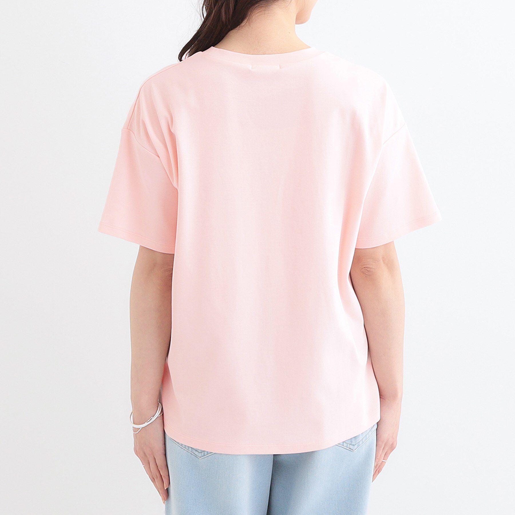 SHOO･LA･RUE「【S-LL】大人のきれいめカジュアルに フロッキーロゴTシャツ」|Tシャツ・カットソー|