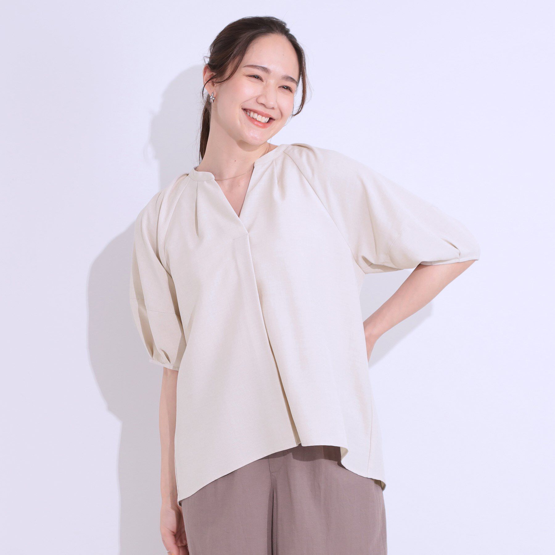 SHOO･LA･RUE「【洗える/S-LL】洗濯後しわになりにくい 5分袖スキッパーブラウス」|シャツ・ブラウス|