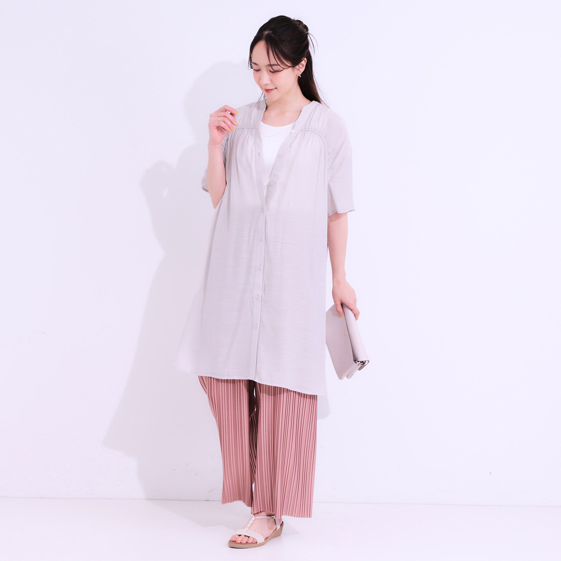 SHOO･LA･RUE「【S-LL】シャーリングが目を惹く 羽織れるスラブチュニック」|チュニック|