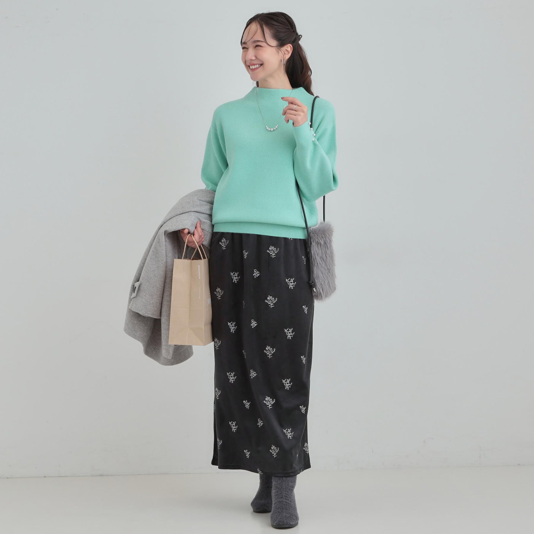 SHOO･LA･RUE「【毛玉になりにくい/洗濯機可/S-LL】お袖パールの上品ニット」|ニット・セーター|