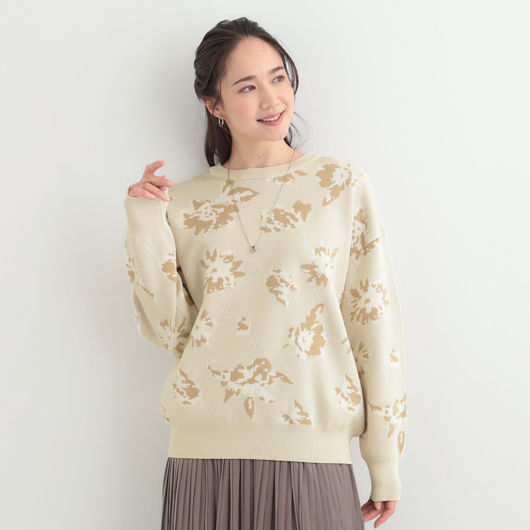 SHOO･LA･RUE「【洗濯機可/S-LL】ゆるシルエット 甘すぎない　大人の花柄もちもちニット」|ニット・セーター|