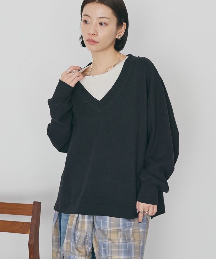 AMERICAN HOLIC「Vネックスムース起毛プルオーバー」|スウェット・ジャージ|Black