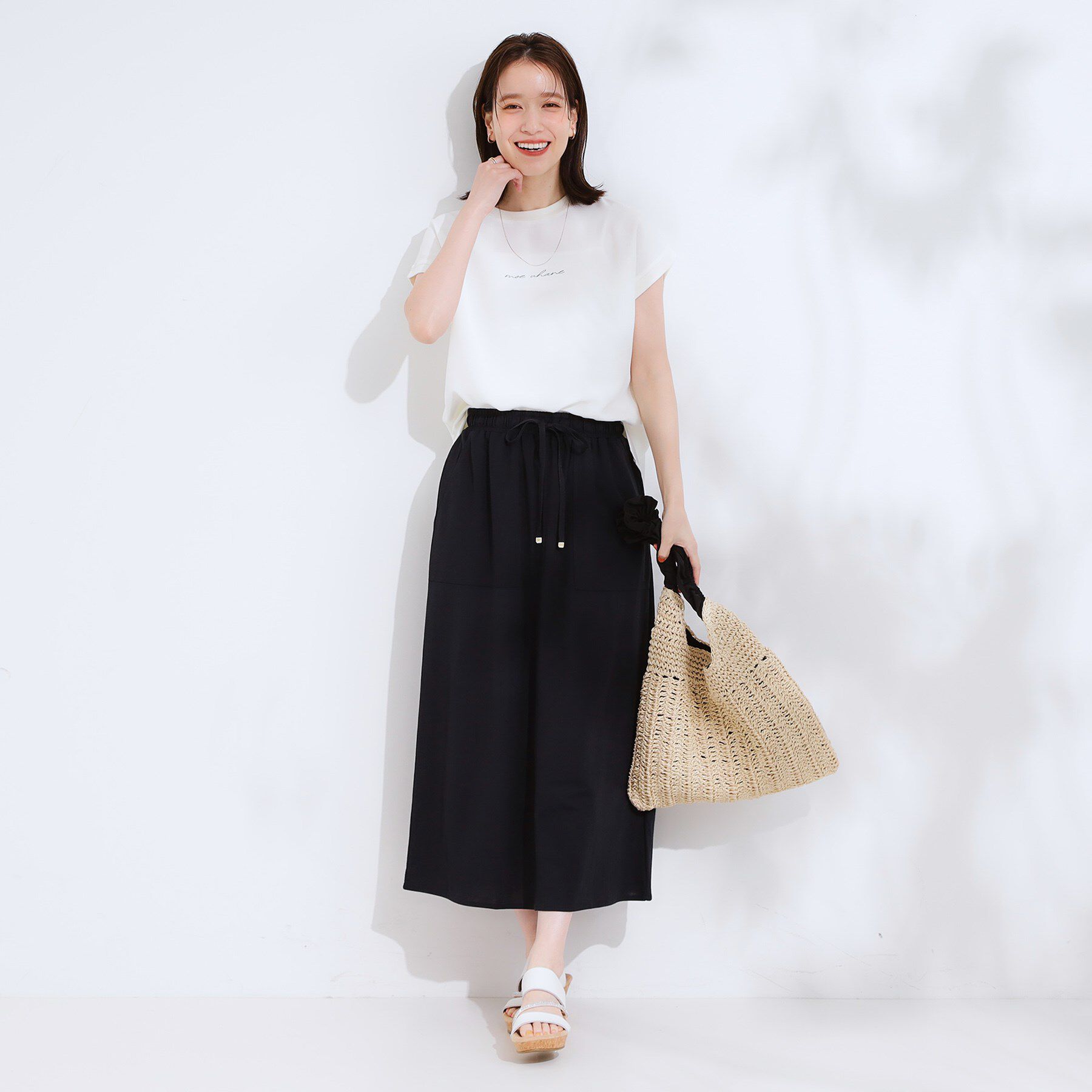 SHOO･LA･RUE「【S-LL/ひんやり/洗濯後しわになりにくい】程よいシアー感 ロゴTシャツブラウス」|シャツ・ブラウス|