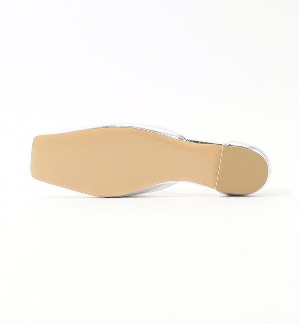 TOMORROWLAND GOODS「PIPPICHIC AMBER シルバー フラットシューズ」|パンプス|