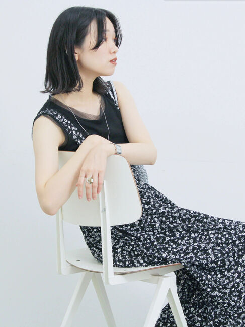 Samansa Mos2 blue「花柄シャーリングワンピース」|ワンピース|オフホワイト