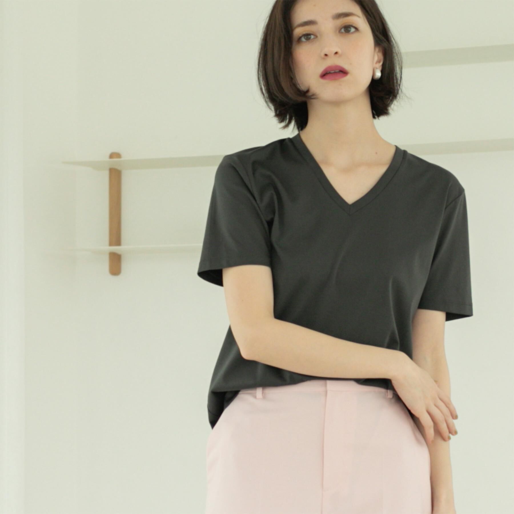 OPAQUE.CLIP「《5色展開／SS-LLサイズ》VネックベーシックTシャツ【接触冷感／洗濯機洗い可】」|Tシャツ・カットソー|