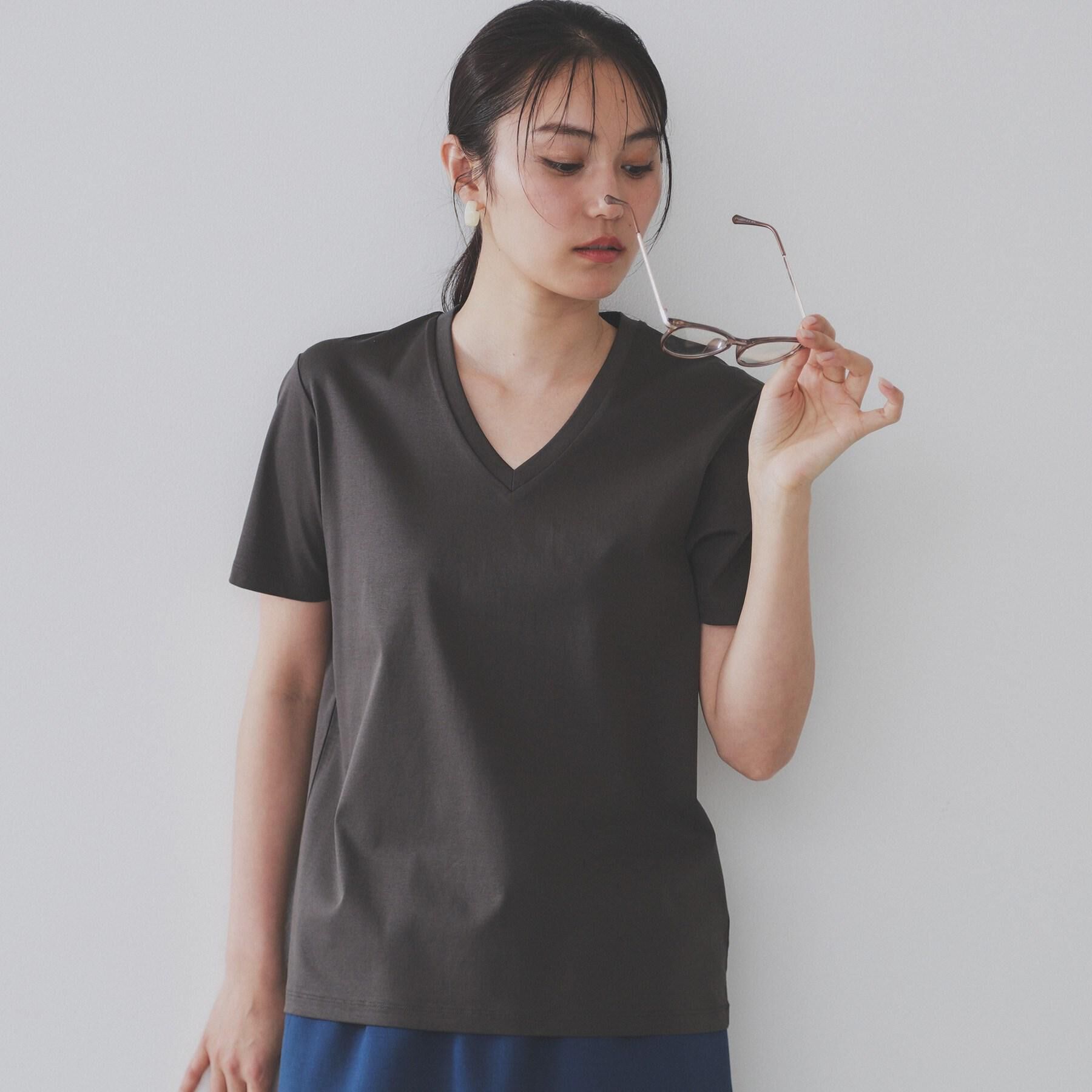 OPAQUE.CLIP「《5色展開／SS-LLサイズ》VネックベーシックTシャツ【接触冷感／洗濯機洗い可】」|Tシャツ・カットソー|