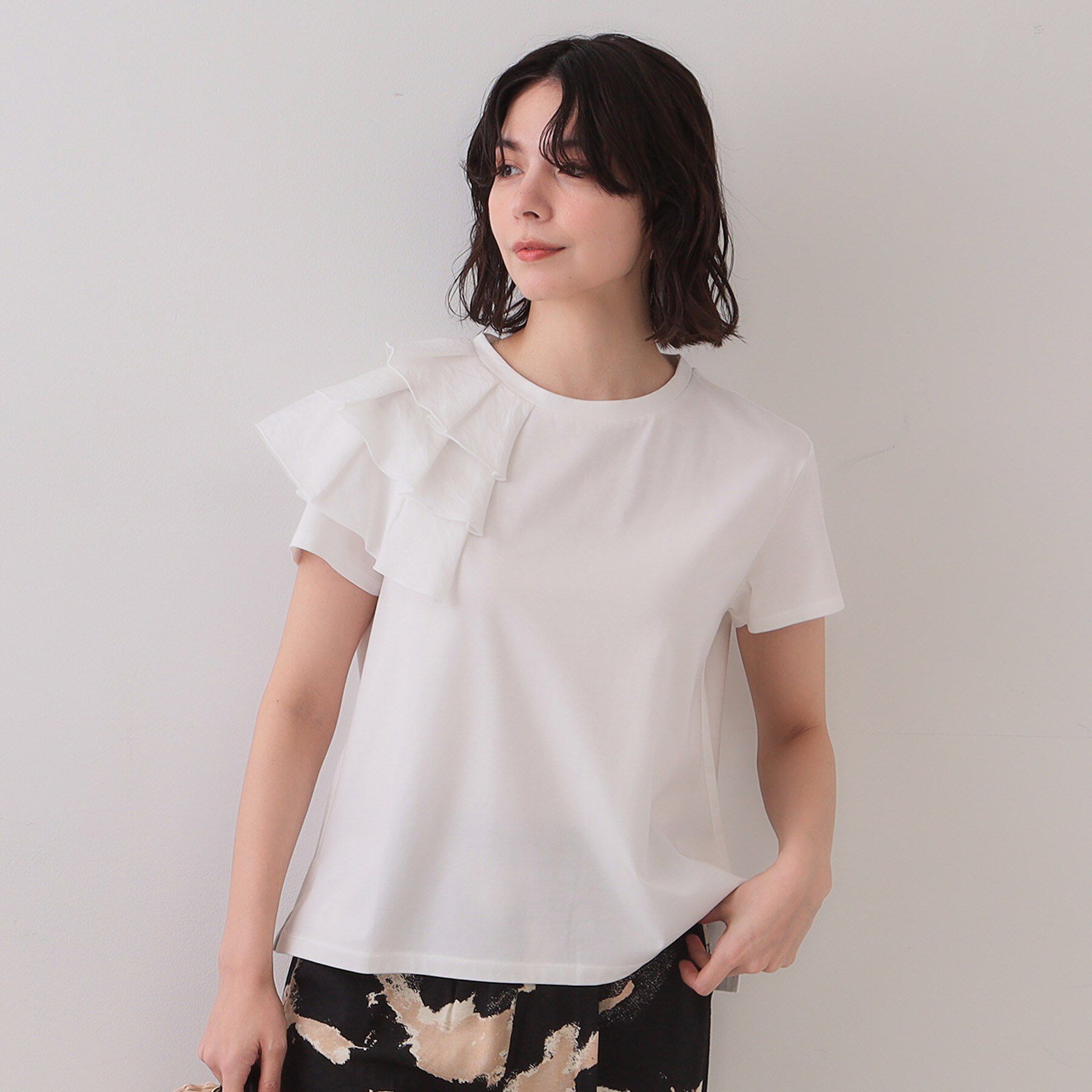 OPAQUE.CLIP「ショルダーフリルドッキングカットソー【UV／接触冷感／洗濯機洗い可】」|Tシャツ・カットソー|ホワイト(001)
