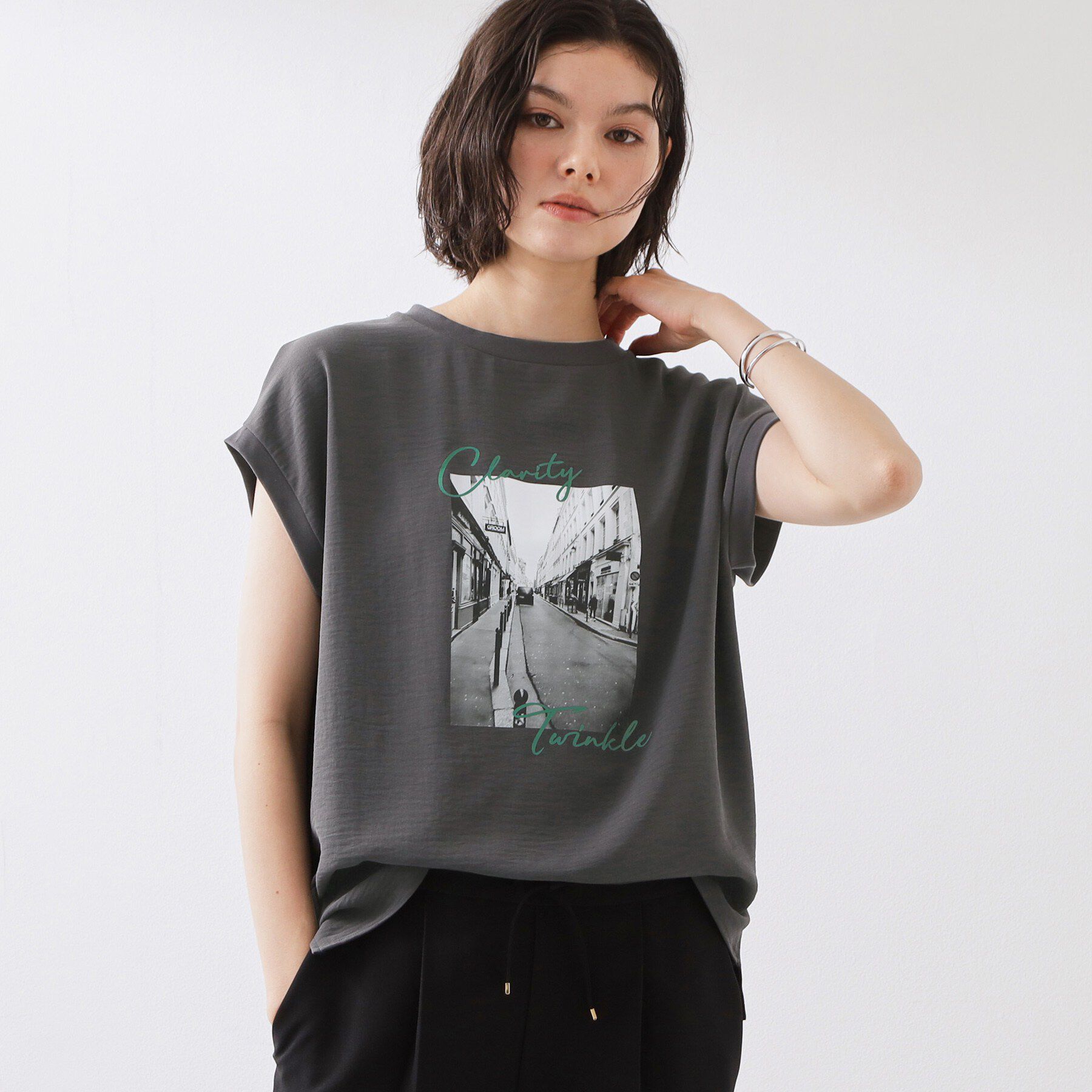 THE SHOP TK「【ひんやり/防しわ/UV/吸水速乾】さらりと軽やかに着られる プリントTシャツ」|Tシャツ・カットソー|