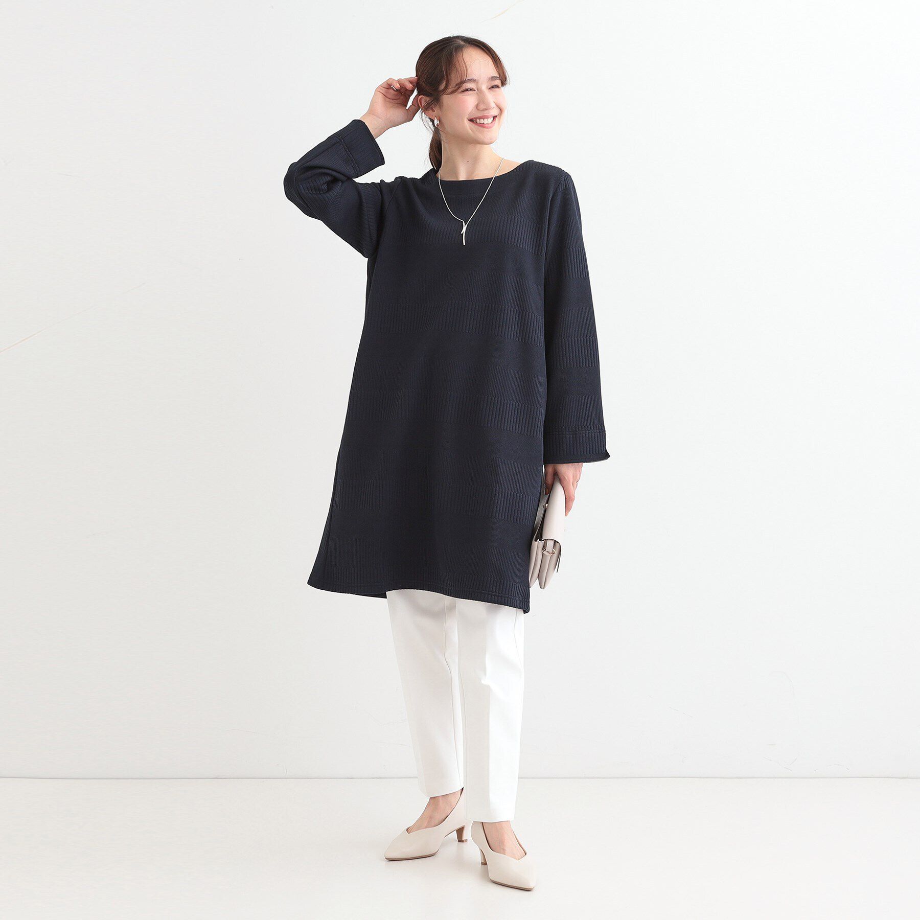 SHOO･LA･RUE「身体のラインをきれいにカバー　お袖折り返しAラインチュニックワンピース」|チュニック|
