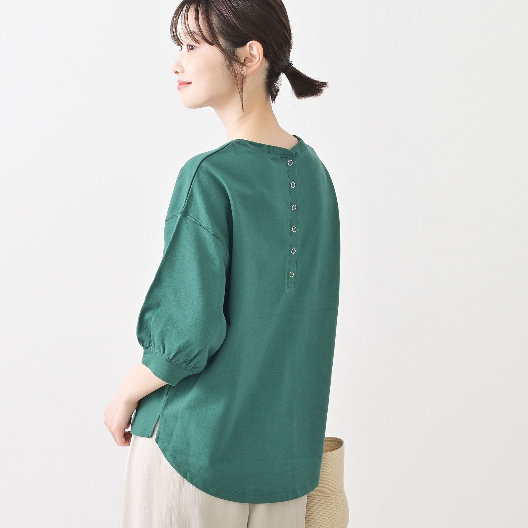 Dessin「【新色追加／360度可愛い】バックヘンリーカットソー5分袖」|Tシャツ・カットソー|
