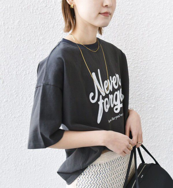 SHIPS for women「《一部追加予約》【SHIPS別注】81BRANCA:ロゴ 5分袖 TEE」|Tシャツ・カットソー|