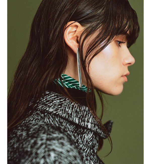 allureville「【Saskia Diez(サスキアディッツ)】 FLUID EARRINGS SHORT SILVER」|ピアス|シルバー