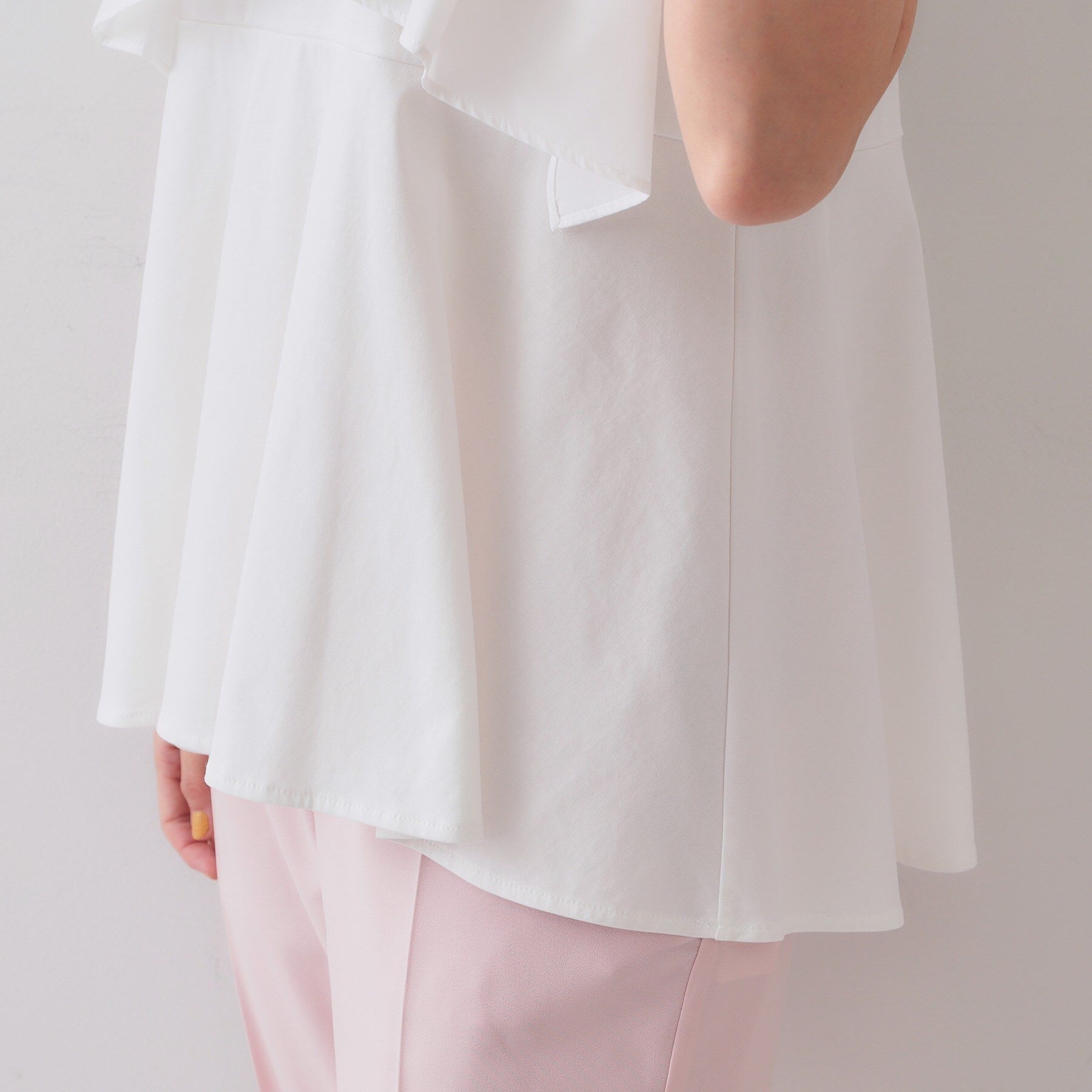 OPAQUE.CLIP「フリルドッキングペプラムトップス【接触冷感／洗濯機洗い可】」|Tシャツ・カットソー|