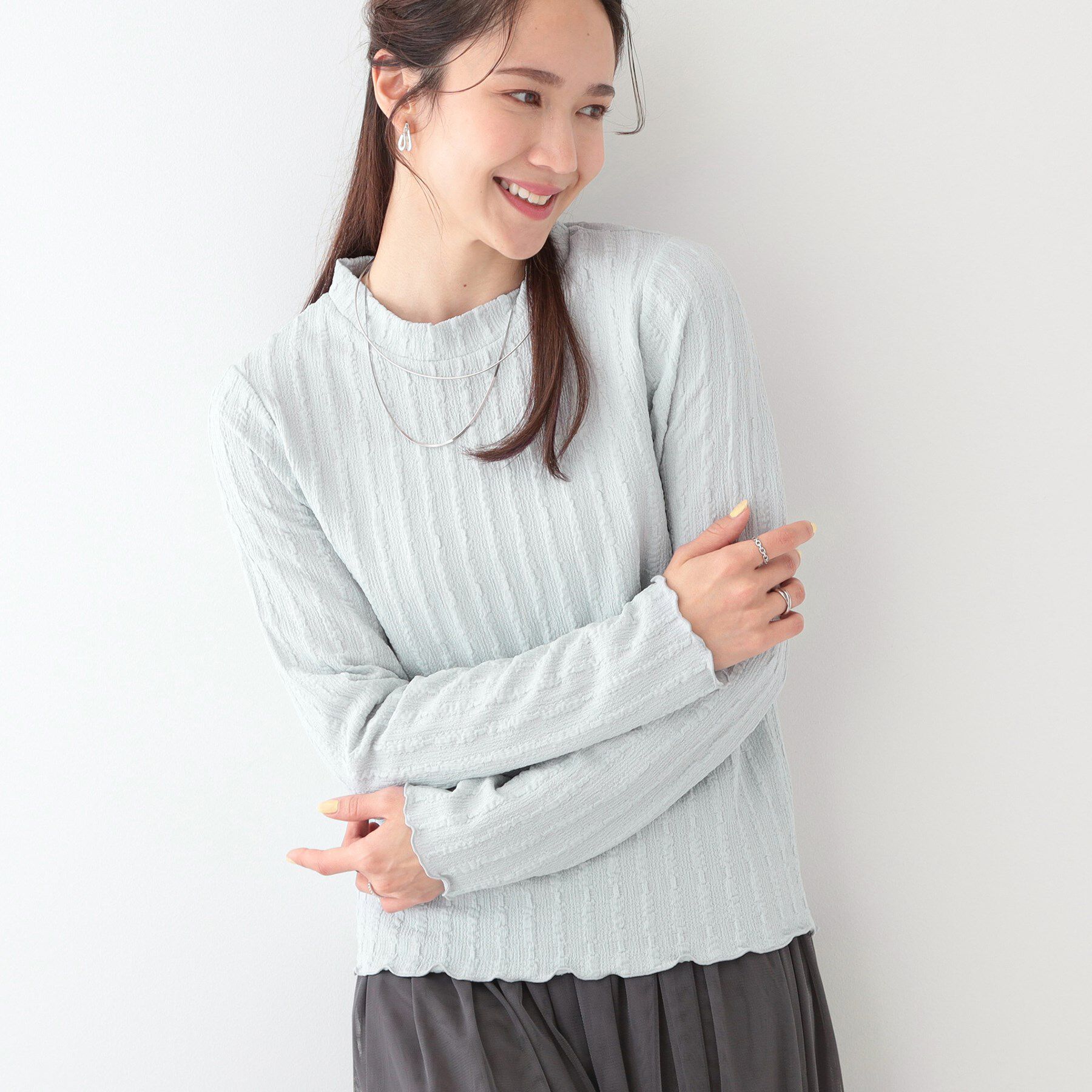 SHOO･LA･RUE「【S-LL】一枚でもインナーでも ふくれジャカード プチハイネックトップス」|Tシャツ・カットソー|ブルー(091)