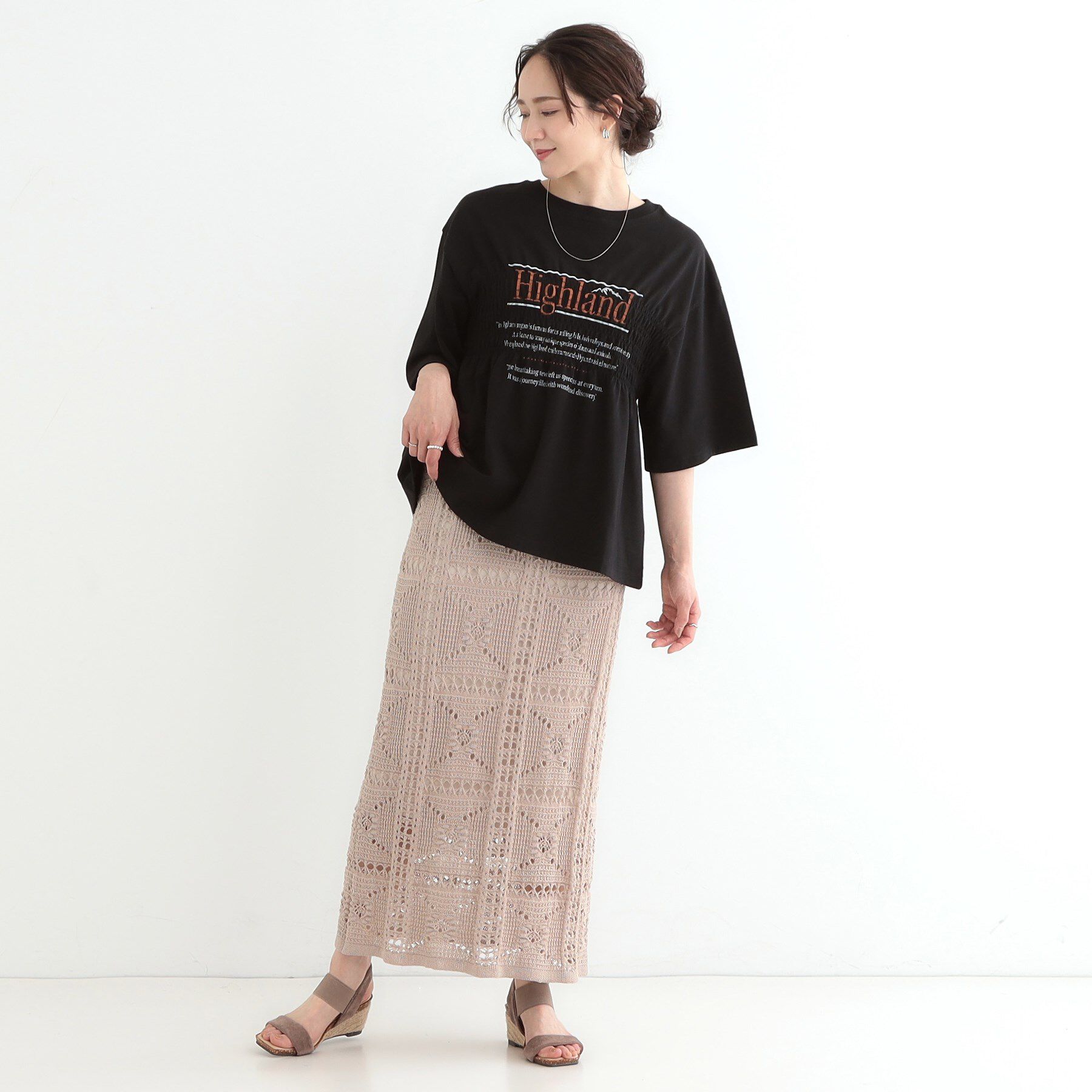 SHOO･LA･RUE「胸シャーリング ロゴTシャツ」|Tシャツ・カットソー|