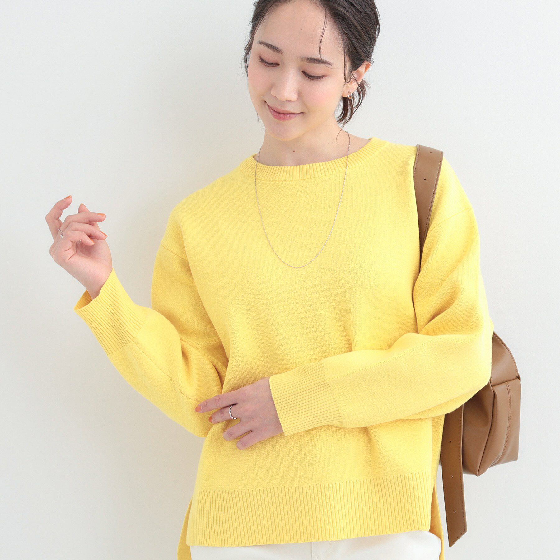 SHOO･LA･RUE「【S-LL/洗濯機可/体型カバー】大人世代も取り入れやすい スウェットライクニット」|ニット・セーター|イエロー(031)
