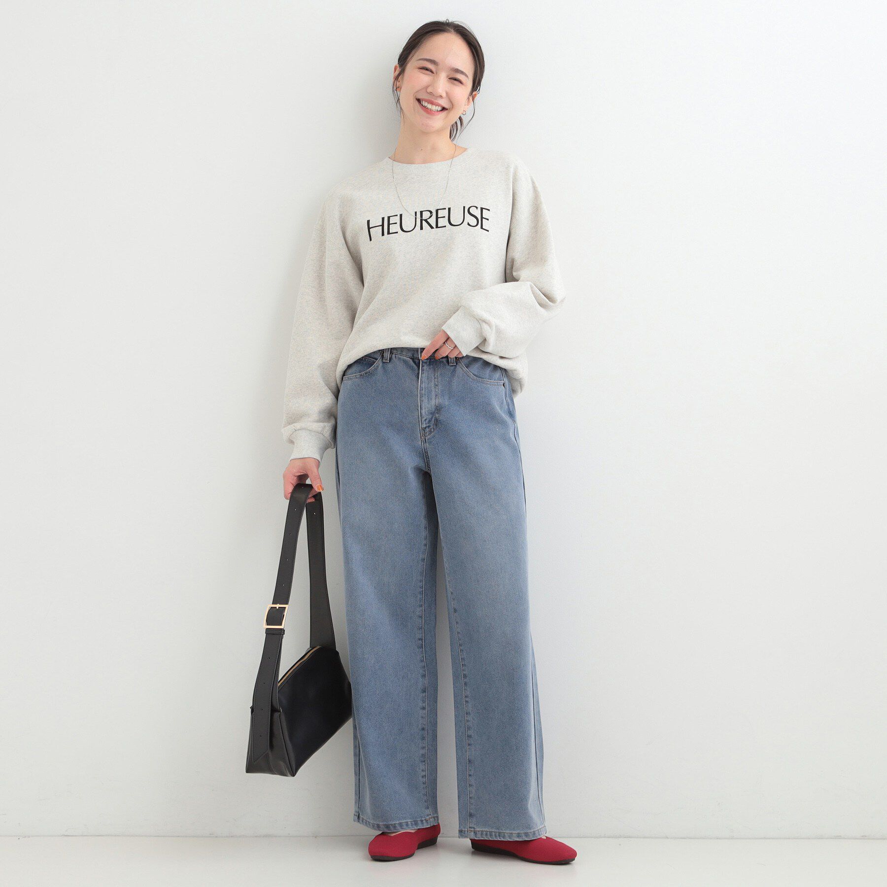 SHOO･LA･RUE「【S-LL】脚のラインを拾いにくい デニムワイドパンツ」|デニム|