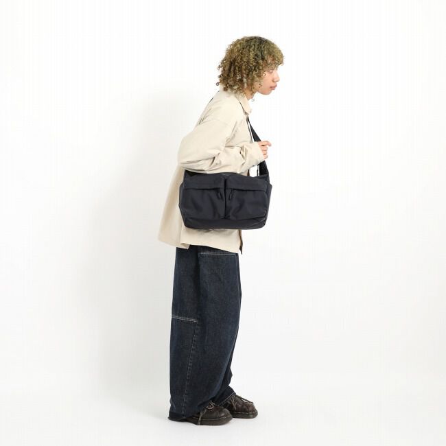 Manhattan Portage「NEUES VELOCITY SHOULDER BAG (LG) TUSSAH PVC」|ショルダー・メッセンジャー|