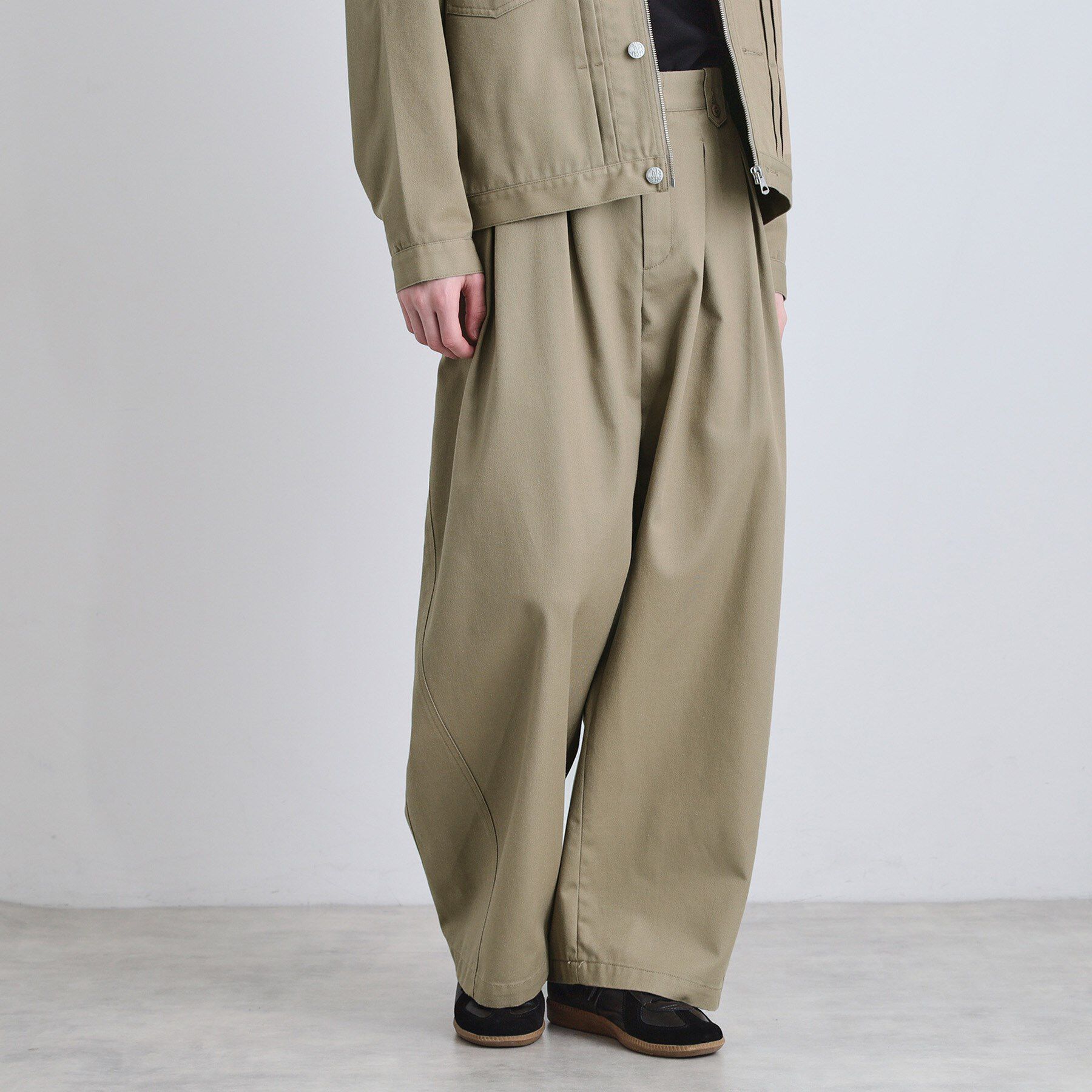 tk.TAKEO KIKUCHI「【別注】Dickies バギーシルエットパンツ」|その他|ベージュ(052)