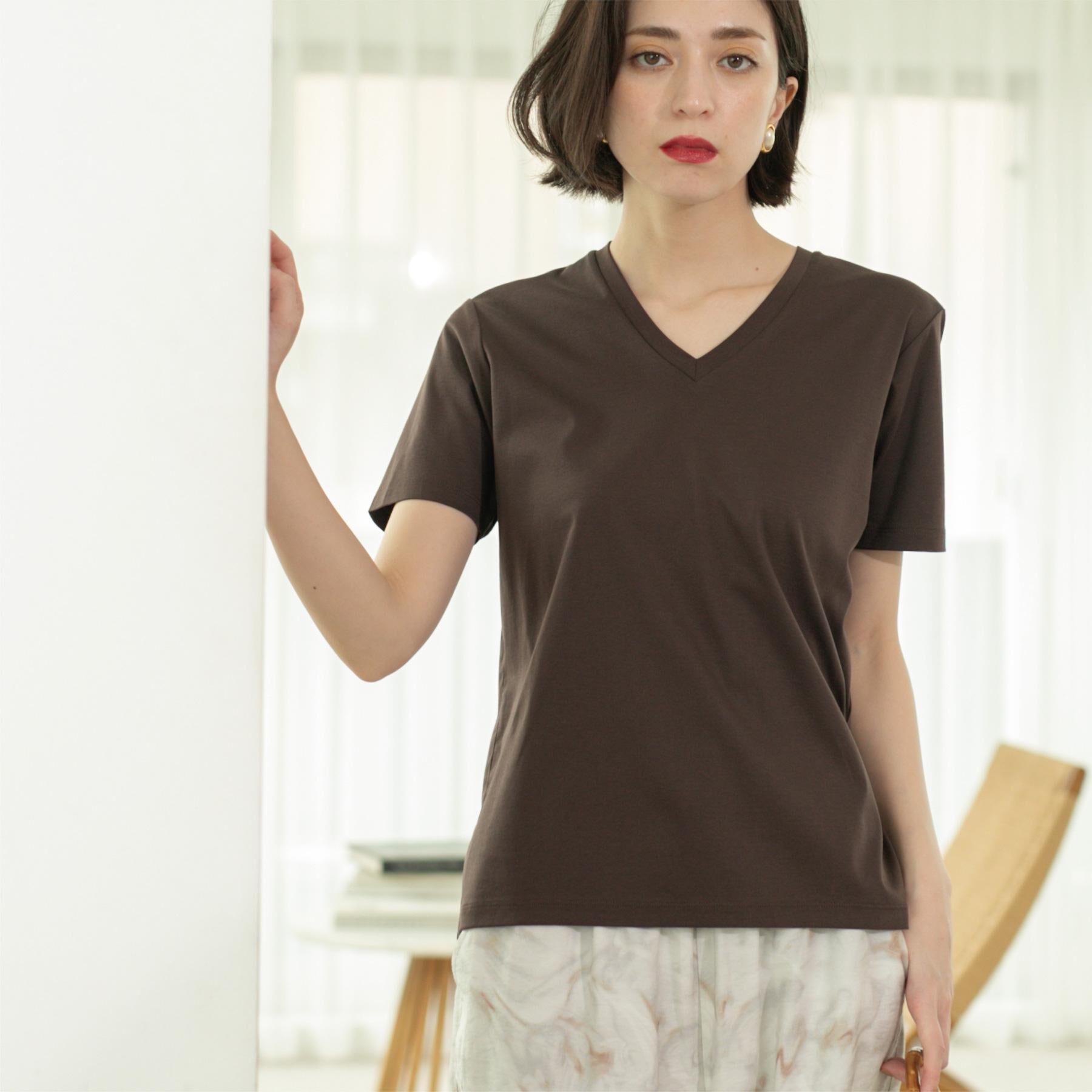 OPAQUE.CLIP「《5色展開／SS-LLサイズ》VネックベーシックTシャツ【接触冷感／洗濯機洗い可】」|Tシャツ・カットソー|