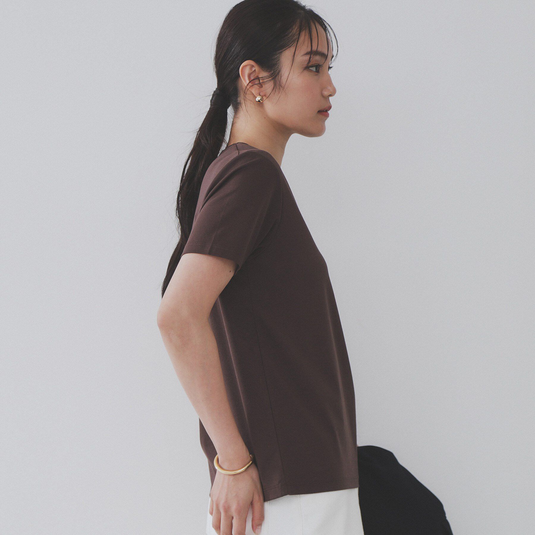 OPAQUE.CLIP「《5色展開／SS-LLサイズ》VネックベーシックTシャツ【接触冷感／洗濯機洗い可】」|Tシャツ・カットソー|