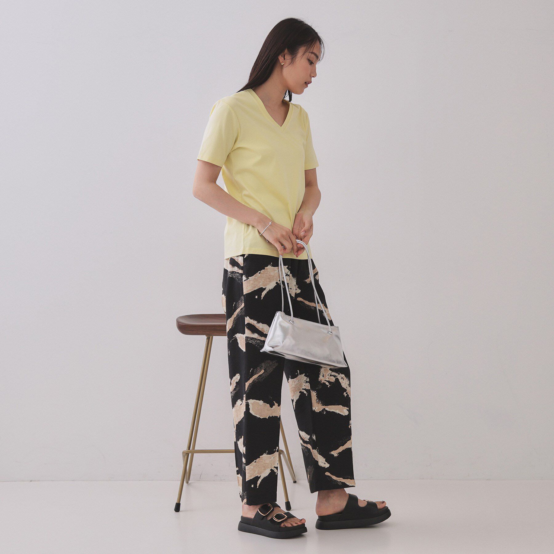 OPAQUE.CLIP「《5色展開／SS-LLサイズ》VネックベーシックTシャツ【接触冷感／洗濯機洗い可】」|Tシャツ・カットソー|