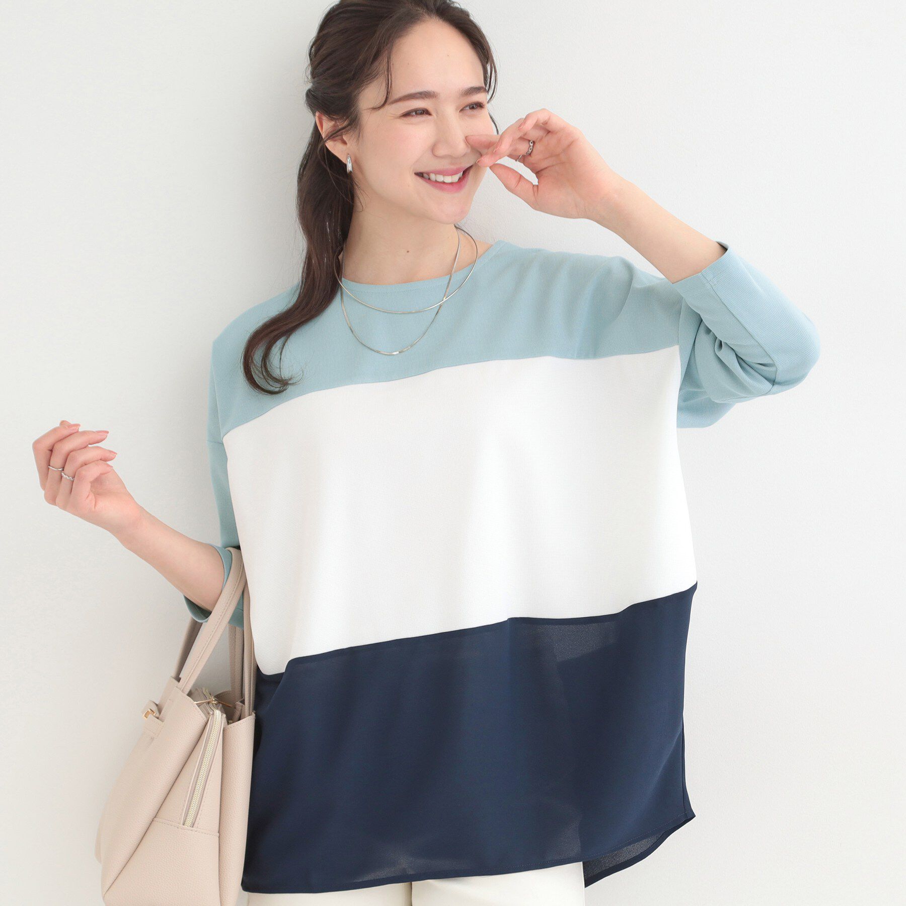 SHOO･LA･RUE「【洗濯機可/S-LL/体型カバー】インせず着られる 3段切替 配色トップス」|Tシャツ・カットソー|ブルー(591)