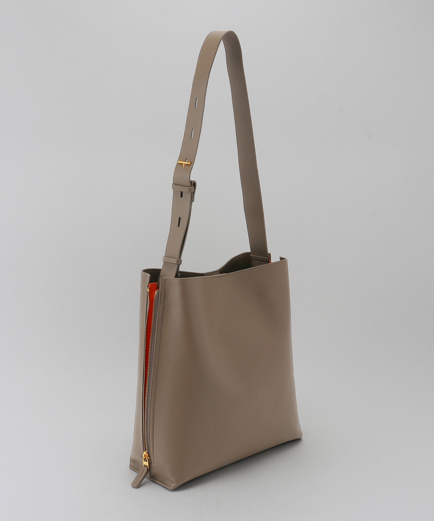 E'POR「【A4対応】【通勤】【E'POR】Y BAG Shoulder Large（サイドジップショルダーバッグ）【WEB限定/一部店舗限」|ショルダー・メッセンジャー|