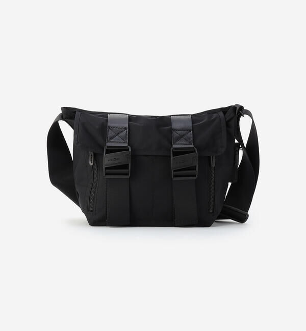  「AMIACALVA | メッセンジャーバッグ UNISEX」|ショルダー・メッセンジャー|BLACK