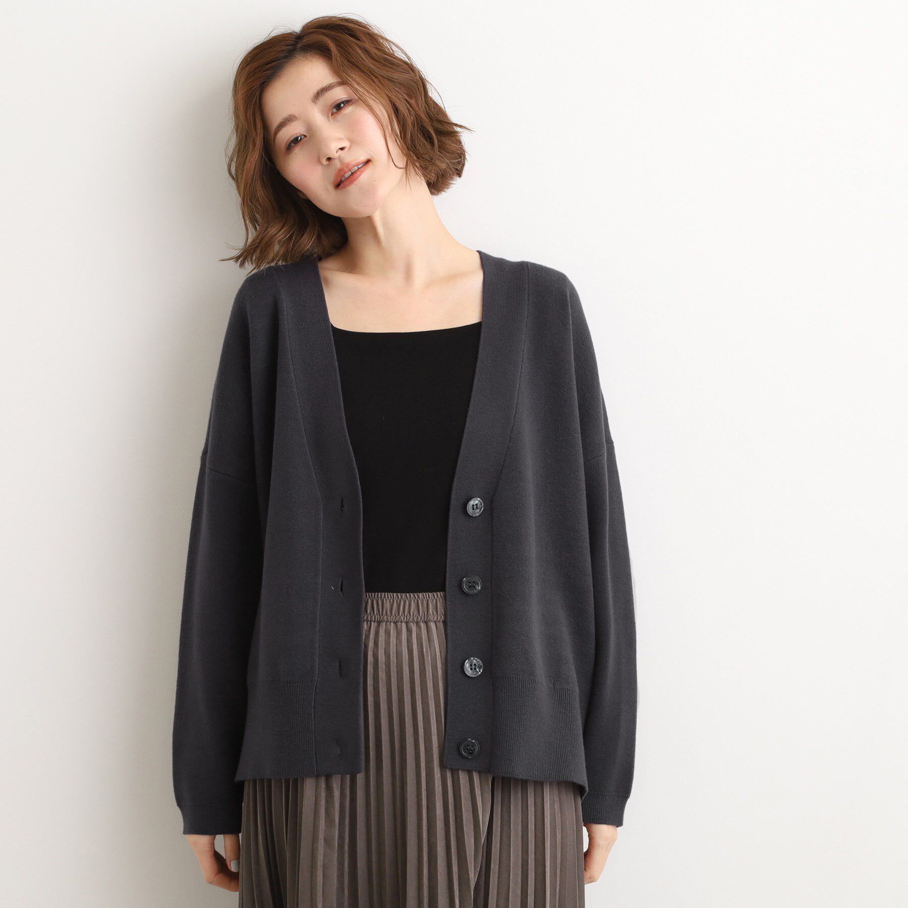 grove「季節に映える　ニットカーディガン」|カーディガン|チャコールグレー(0