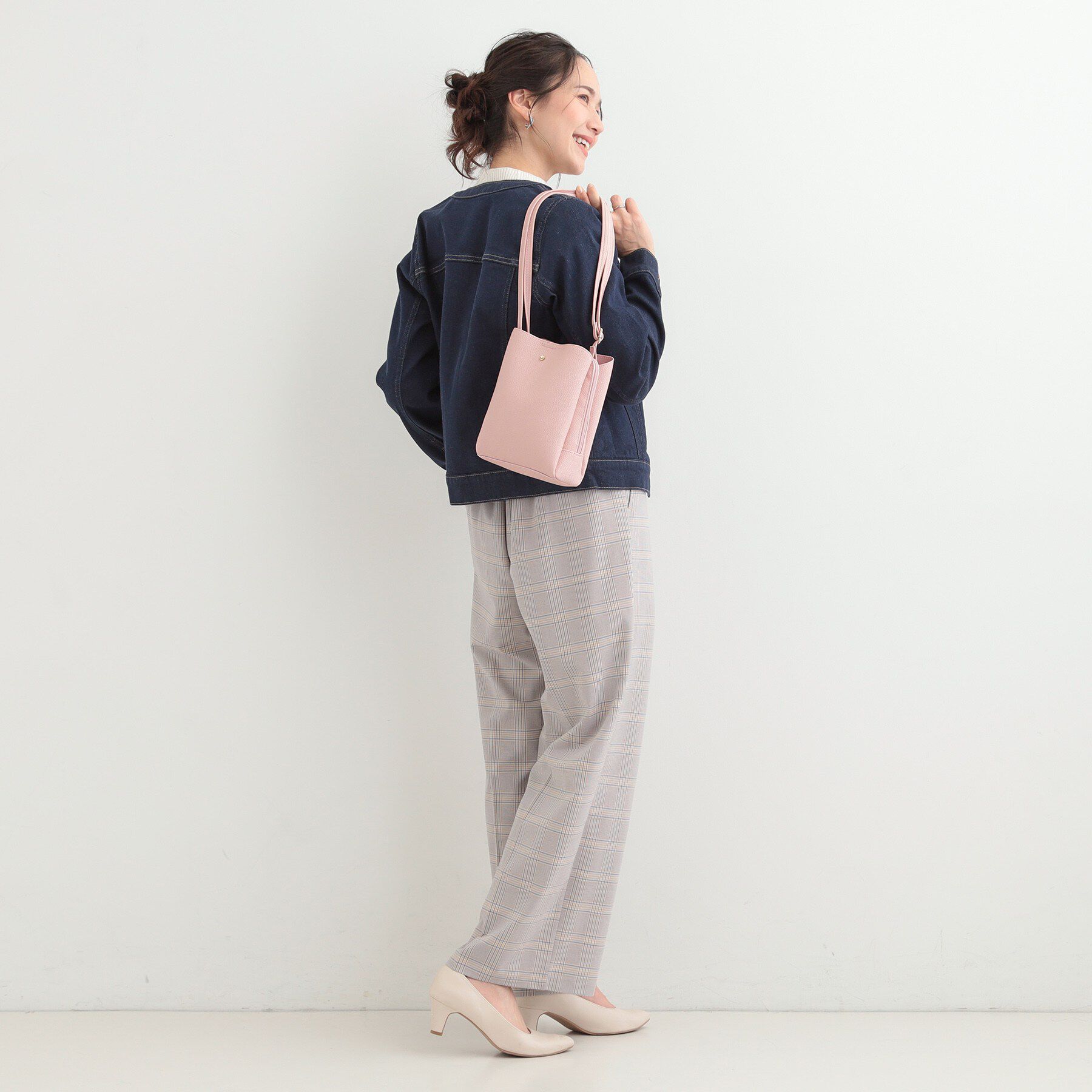 SHOO･LA･RUE「【軽量】見た目よりもたっぷり入る ふわっと軽い3層ショルダー」|ショルダー・メッセンジャー|