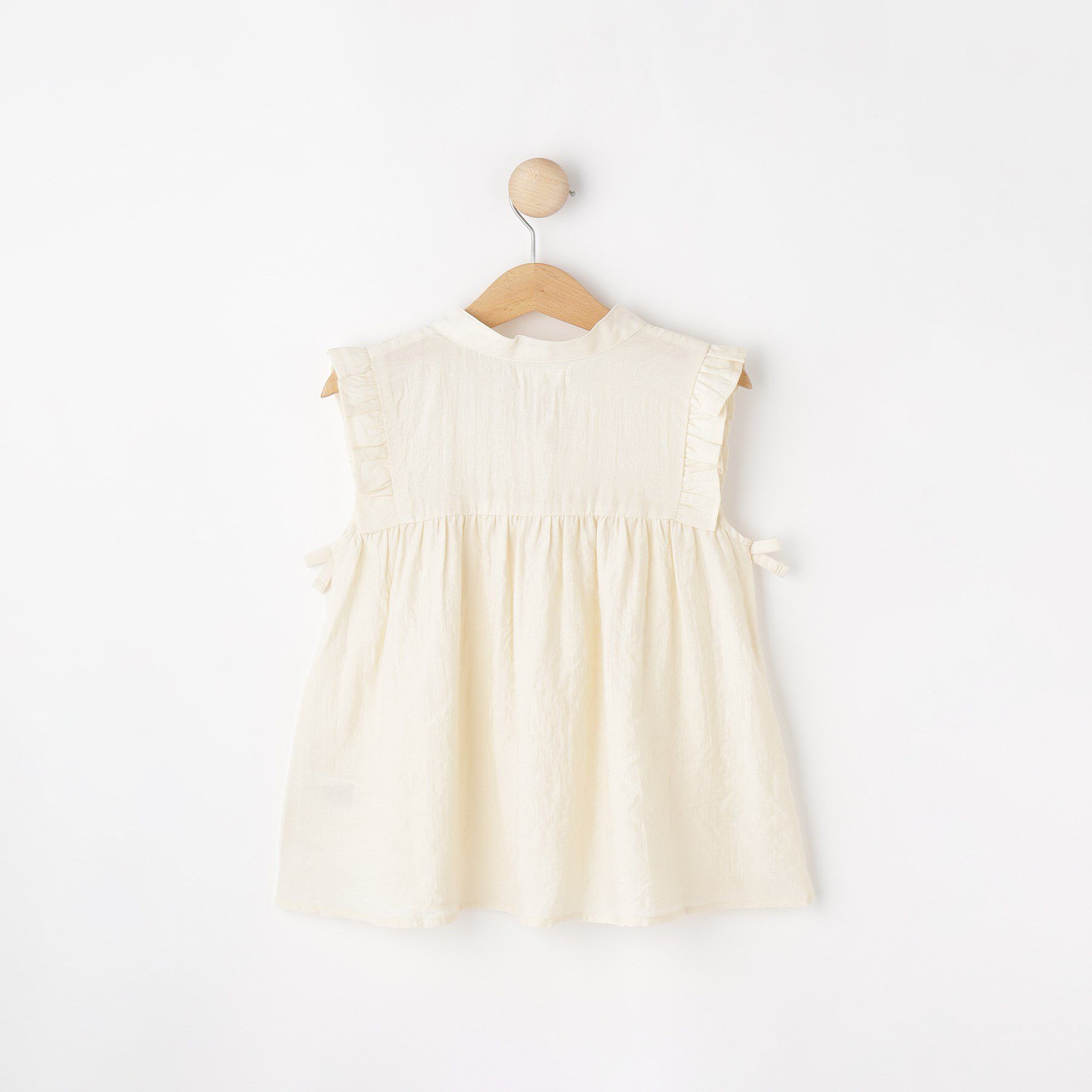 SHOO･LA･RUE「【110-150cm】ハートボタンがアクセント ノースリーブブラウス」|シャツ・ブラウス|