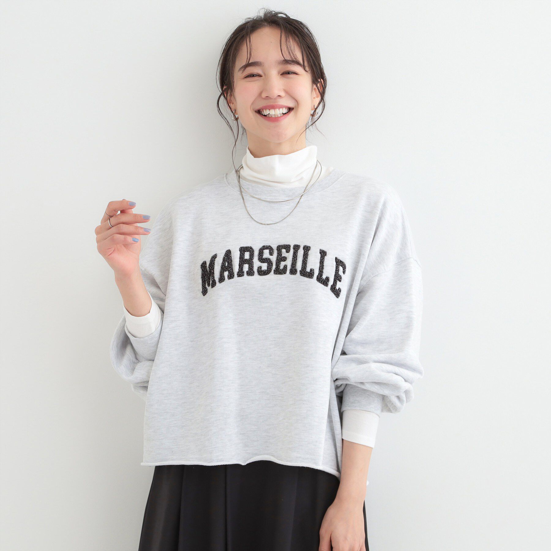 SHOO･LA･RUE「【洗濯機可/S-LL】コーデの主役になる ロゴアソート 裏毛スウェット」|パーカー|