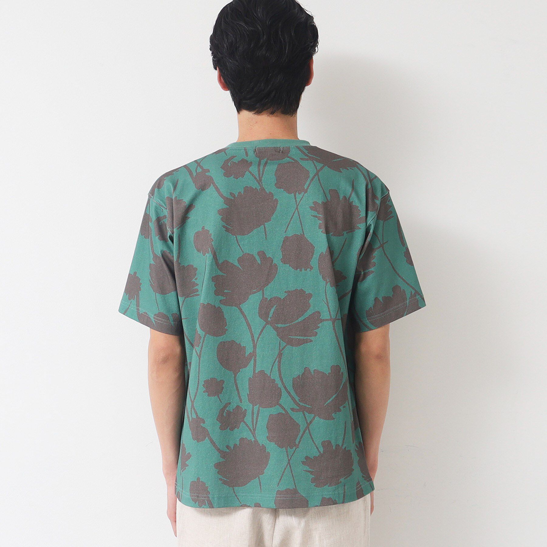 Dessin「【リンクコーデ・洗える】フラワープリントTシャツ」|Tシャツ・カットソー|