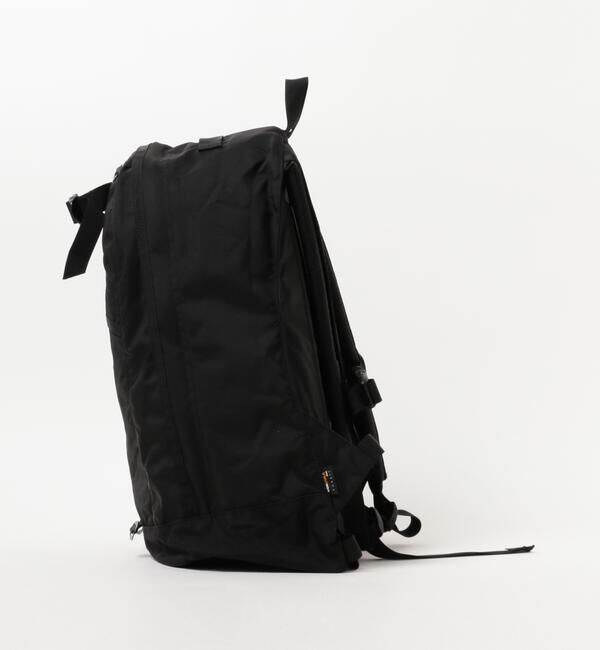 BEAMS「BEAMS｜GREGORY / デイパック｜26L 大容量｜PCスリーブ付｜タウンユース アウトドア｜シンプル｜定番品｜」|リュック|
