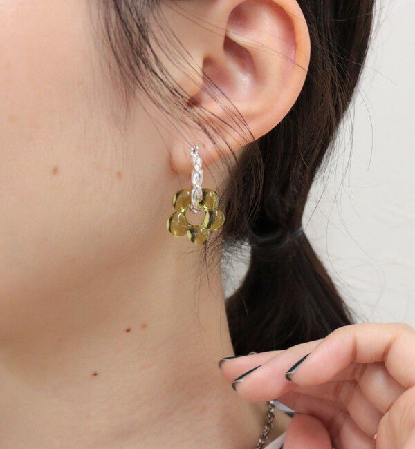 fredy emue「カラーフラワーねじりフープピアス」|ピアス|