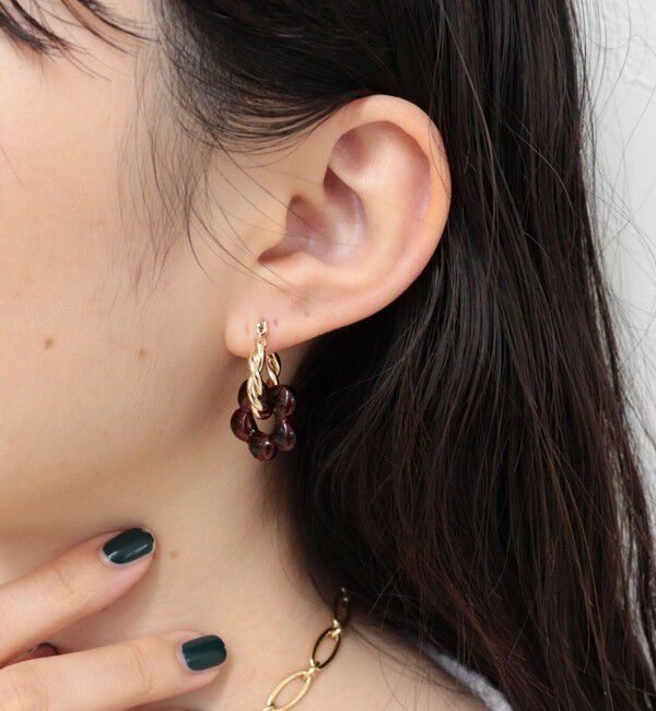 fredy emue「カラーフラワーねじりフープピアス」|ピアス|