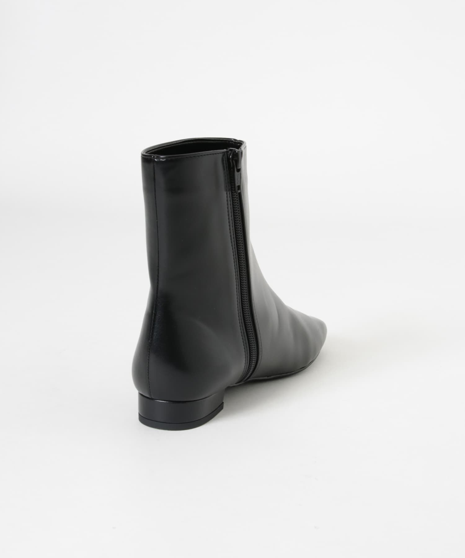 URBAN RESEARCH「『MADE IN JAPAN』スクエアトゥローヒールショートブーツ」|ショートブーツ|