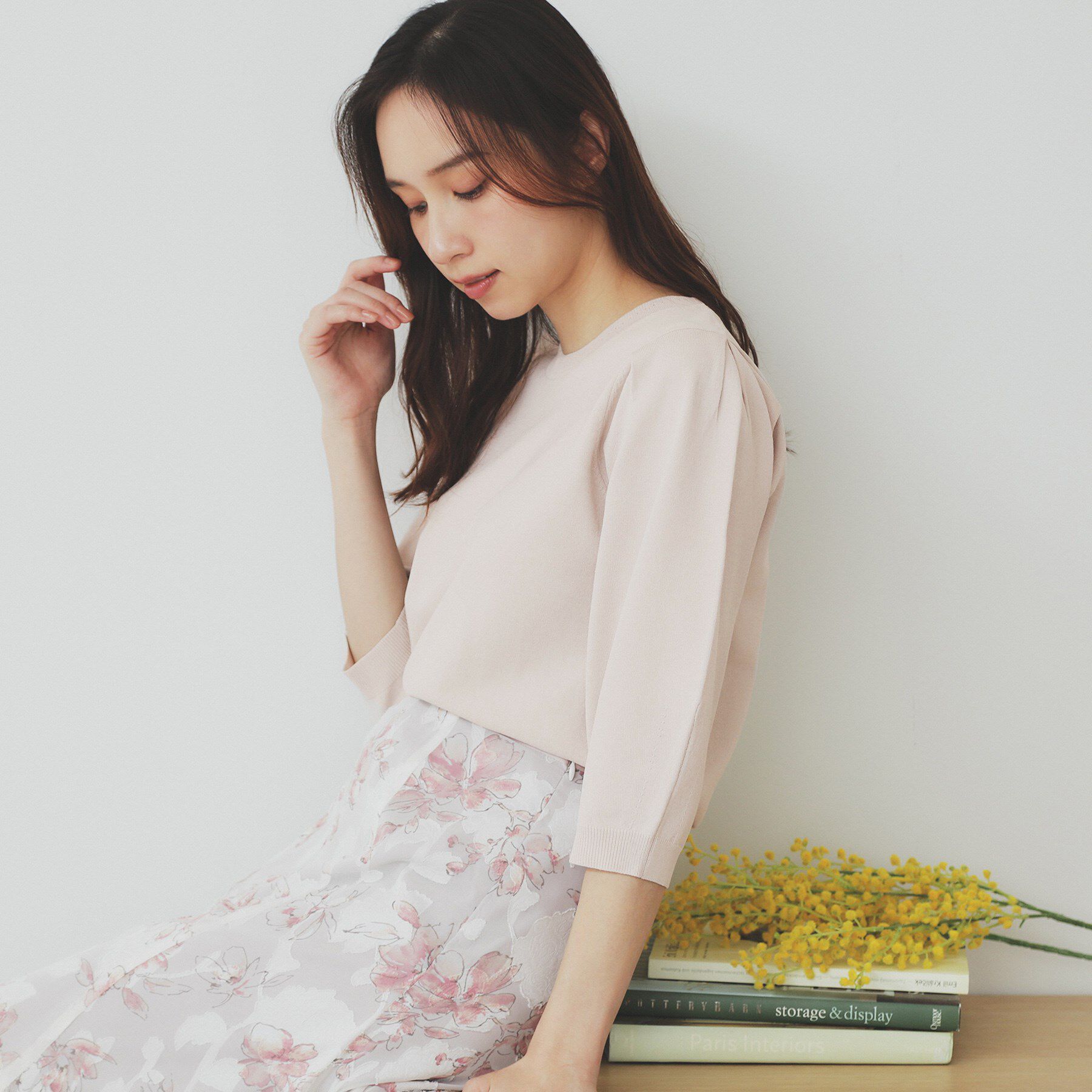 index「《7色展開／XS-LLサイズ》クルーネックデザインスリーブニット【洗濯機洗い可】」|ニット・セーター|グレージュ(050)