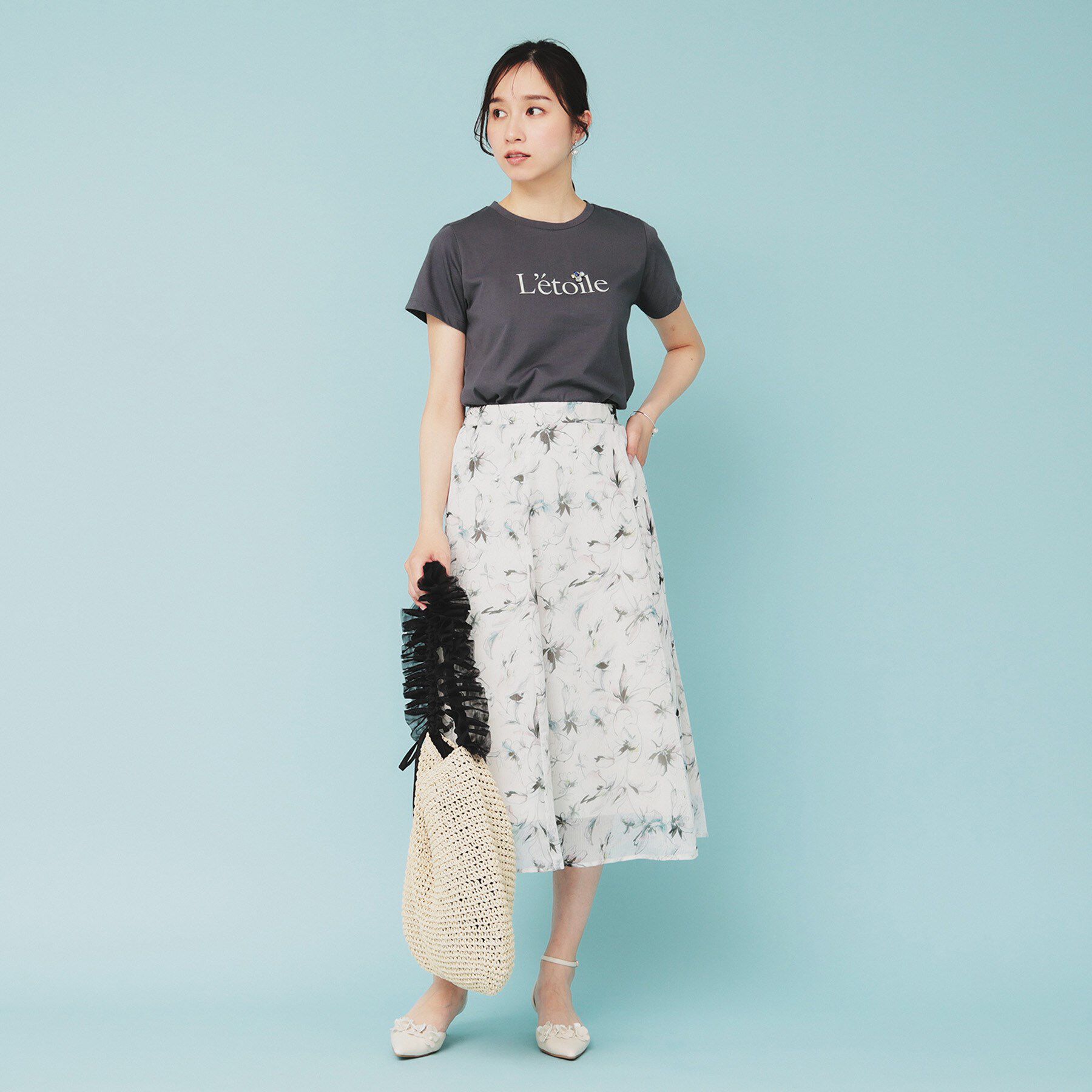 index「《美人百花掲載》ビジュー付きロゴTシャツ【接触冷感／UVケア／吸水速乾／汗ジミ防止／洗濯機洗い可】」|Tシャツ・カットソー|