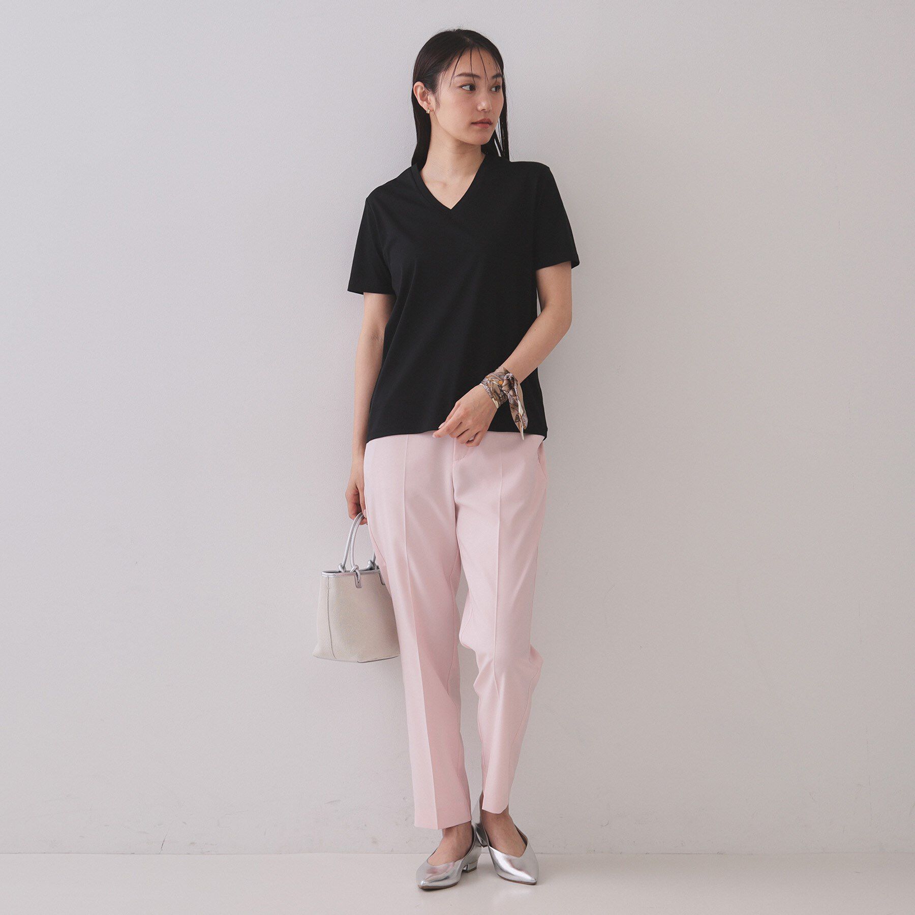 OPAQUE.CLIP「《5色展開／SS-LLサイズ》VネックベーシックTシャツ【接触冷感／洗濯機洗い可】」|Tシャツ・カットソー|